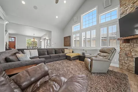 Living - 815 Sandy Bar Dr, Copperopolis, CA 95228 photo 4 of 6