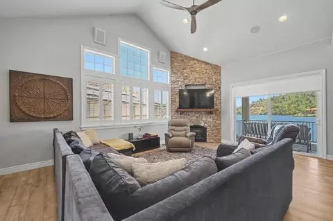 Living - 815 Sandy Bar Dr, Copperopolis, CA 95228 photo 3 of 6