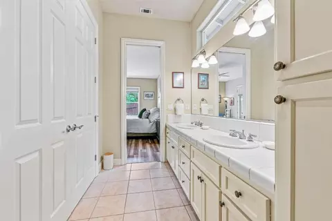 Entry Way - Undisclosed, Jackson, CA 95642 photo 6 of 7