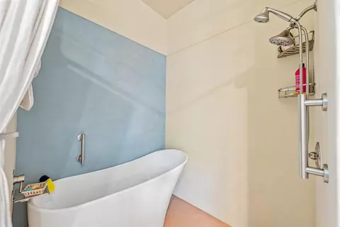 Bath - Undisclosed, Jackson, CA 95642 photo 2 of 4