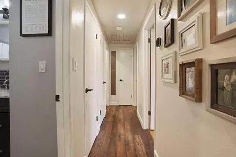 Entry Way - 401 Rainier Dr, Lodi, CA 95242 photo 2 of 2