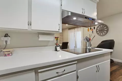 Kitchen - 401 Rainier Dr, Lodi, CA 95242 photo 4 of 4