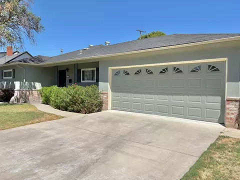 Exterior - 2306 Monte Carlo Ave, Modesto, CA 95350 photo 3 of 7