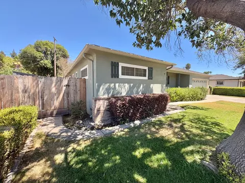 Exterior - 2306 Monte Carlo Ave, Modesto, CA 95350 photo 2 of 7