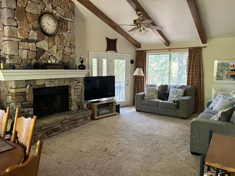Living - 5883 Black Quartz Rd, Murphys, CA 95247 photo 1 of 3