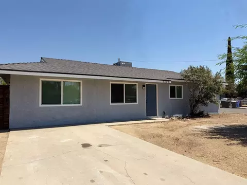 1255 Jordan Way, Hanford, CA 93230