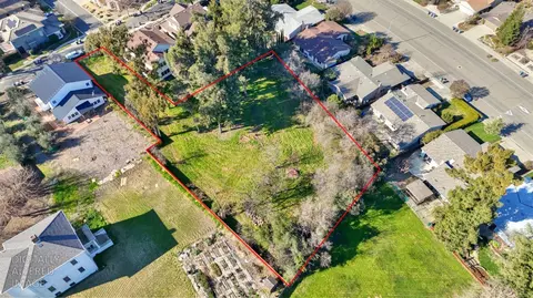1136 Los Robles St, Davis, CA 95618 photo 5