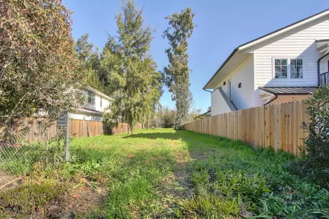 1136 Los Robles St, Davis, CA 95618 photo 6