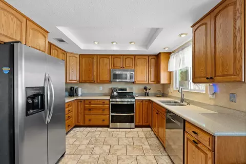 Kitchen - 6163 Mohican Dr, Manteca, CA 95336 photo 1 of 4