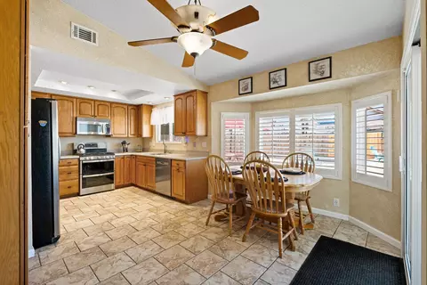 Kitchen - 6163 Mohican Dr, Manteca, CA 95336 photo 4 of 4