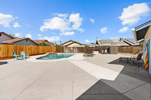 Exterior - 6163 Mohican Dr, Manteca, CA 95336 photo 6 of 11
