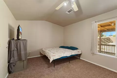 Bedroom - 2633 Riverbend Dr, Modesto, CA 95351 photo 5 of 7