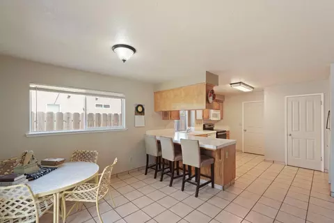 Dining - 2633 Riverbend Dr, Modesto, CA 95351 photo 1 of 2