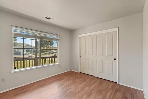 Bedroom - 2633 Riverbend Dr, Modesto, CA 95351 photo 3 of 7