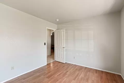 Bedroom - 2633 Riverbend Dr, Modesto, CA 95351 photo 4 of 7
