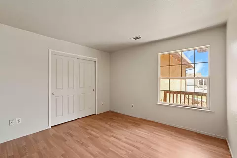 Bedroom - 2633 Riverbend Dr, Modesto, CA 95351 photo 1 of 7