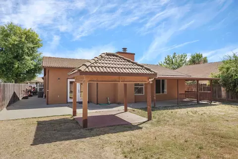 Exterior - 2633 Riverbend Dr, Modesto, CA 95351 photo 11 of 11
