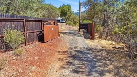 12867 Danzer Pl, Grass Valley, CA 95949 photo 2