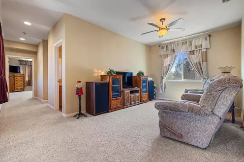Entry Way - 4008 Enclave Dr, Turlock, CA 95382 photo 7 of 12