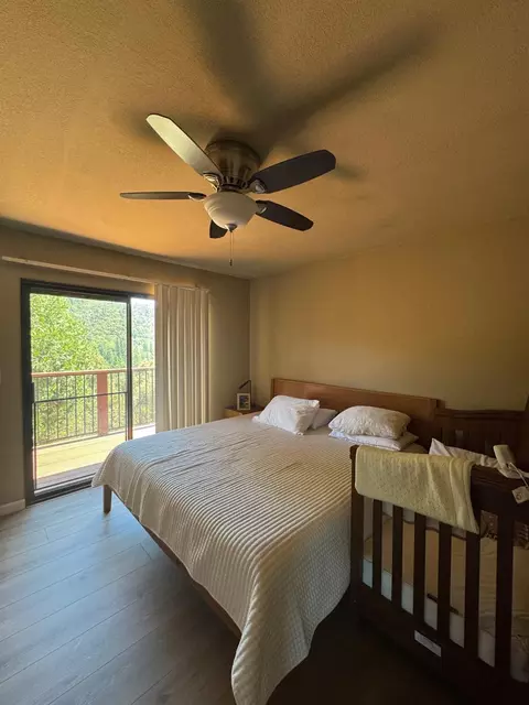 Bedroom - 22063 Fallview Ln, Sonora, CA 95370 photo 3 of 3