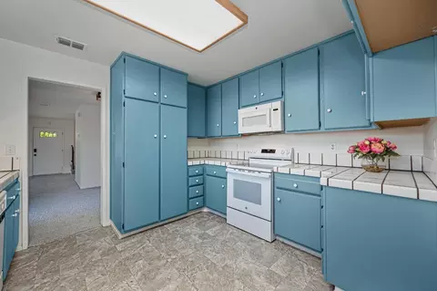 1 Pasture, Sacramento, CA 95834