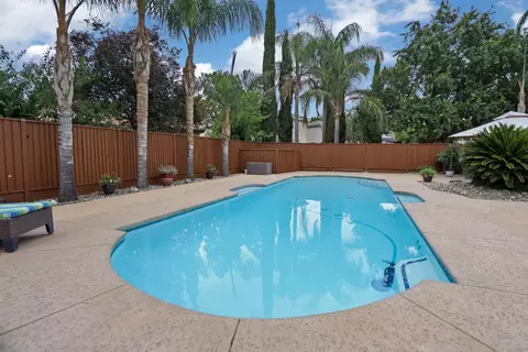 Exterior - 101 Cherub Way, Tracy, CA 95377 photo 10 of 13