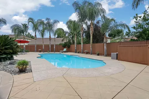 Exterior - 101 Cherub Way, Tracy, CA 95377 photo 6 of 13