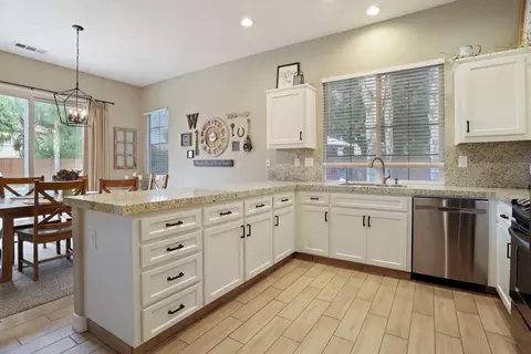 Kitchen - 101 Cherub Way, Tracy, CA 95377 photo 3 of 5