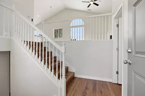 Entry Way - 728 Park Hurst Way, Modesto, CA 95358 photo 1 of 1