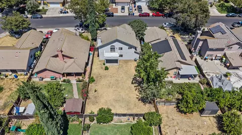 View/Area - 728 Park Hurst Way, Modesto, CA 95358 photo 2 of 2