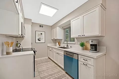 Kitchen - 5824 Hesper Way, Carmichael, CA 95608 photo 1 of 7