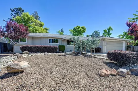 Exterior - 5824 Hesper Way, Carmichael, CA 95608 photo 3 of 18