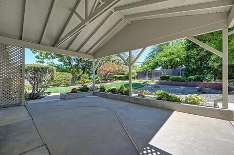 Exterior - 5824 Hesper Way, Carmichael, CA 95608 photo 16 of 18