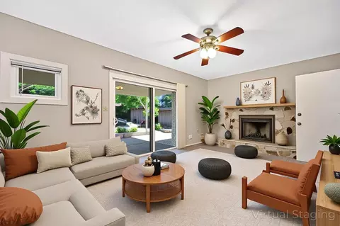 Living - 5824 Hesper Way, Carmichael, CA 95608 photo 2 of 12
