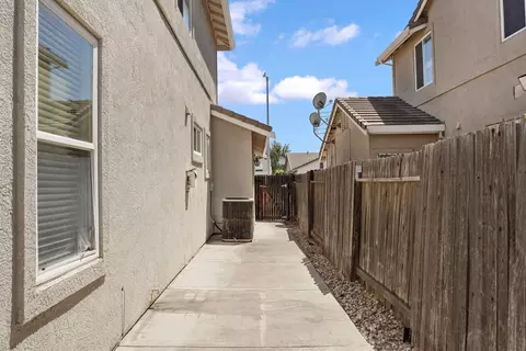 Exterior - 1575 Grace Ct, Tracy, CA 95377 photo 13 of 13