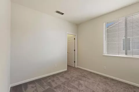 Bedroom - 1575 Grace Ct, Tracy, CA 95377 photo 1 of 8