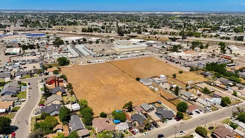 1947 Hackett Rd, Ceres, CA 95307 photo 5