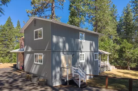 Exterior - 2870 Quartz Dr, Arnold, CA 95223 photo 8 of 12