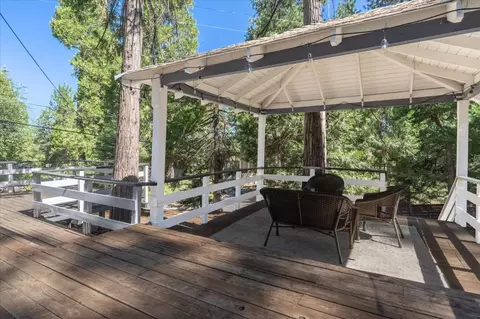 Exterior - 2870 Quartz Dr, Arnold, CA 95223 photo 6 of 12