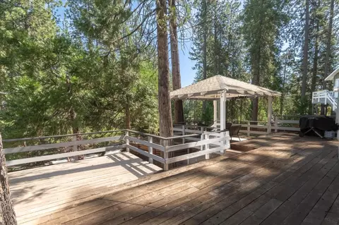 Exterior - 2870 Quartz Dr, Arnold, CA 95223 photo 5 of 12