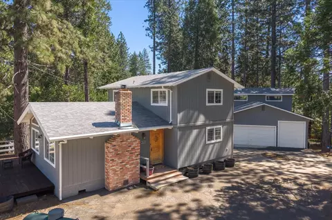 Exterior - 2870 Quartz Dr, Arnold, CA 95223 photo 2 of 12