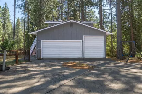 Exterior - 2870 Quartz Dr, Arnold, CA 95223 photo 9 of 12