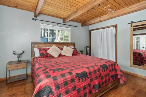 Bedroom - 2870 Quartz Dr, Arnold, CA 95223 photo 3 of 8