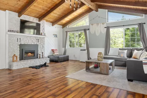 Living - 2870 Quartz Dr, Arnold, CA 95223 photo 1 of 5