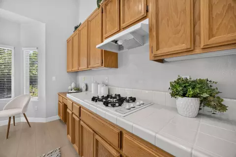 Kitchen - 2725 Bellows St, Davis, CA 95618 photo 4 of 5