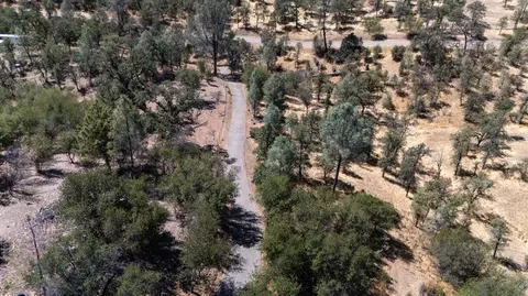22971 Elk Trl E, Redding, CA 96003 photo 13