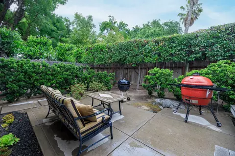 808 Stonecreek Cir, Modesto, CA 95355 photo 59