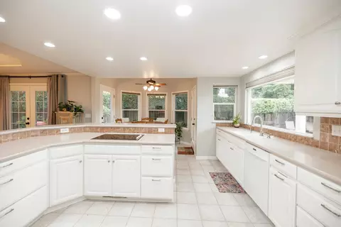 808 Stonecreek Cir, Modesto, CA 95355 photo 25