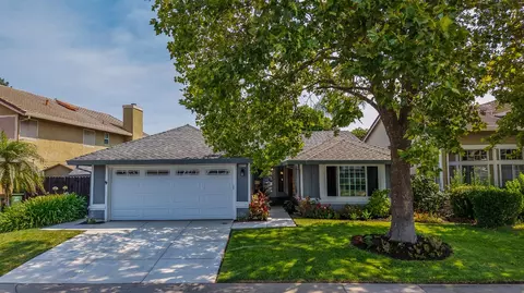 8859 Springhurst Dr, Elk Grove, CA 95624