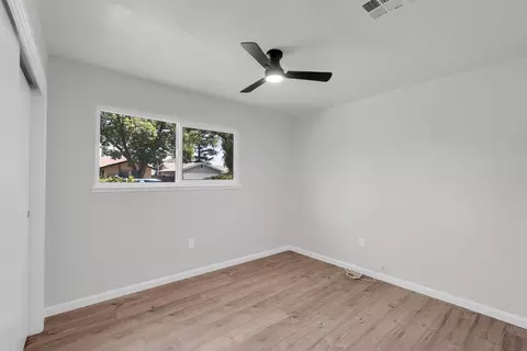 Bedroom - 1505 Staci Ln, Modesto, CA 95355 photo 2 of 4